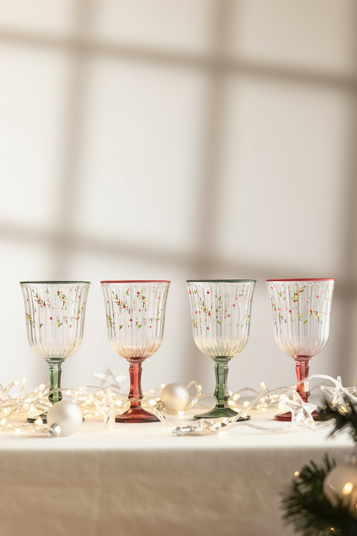 Clara 4'lü Su Kadeh Seti 240 cc