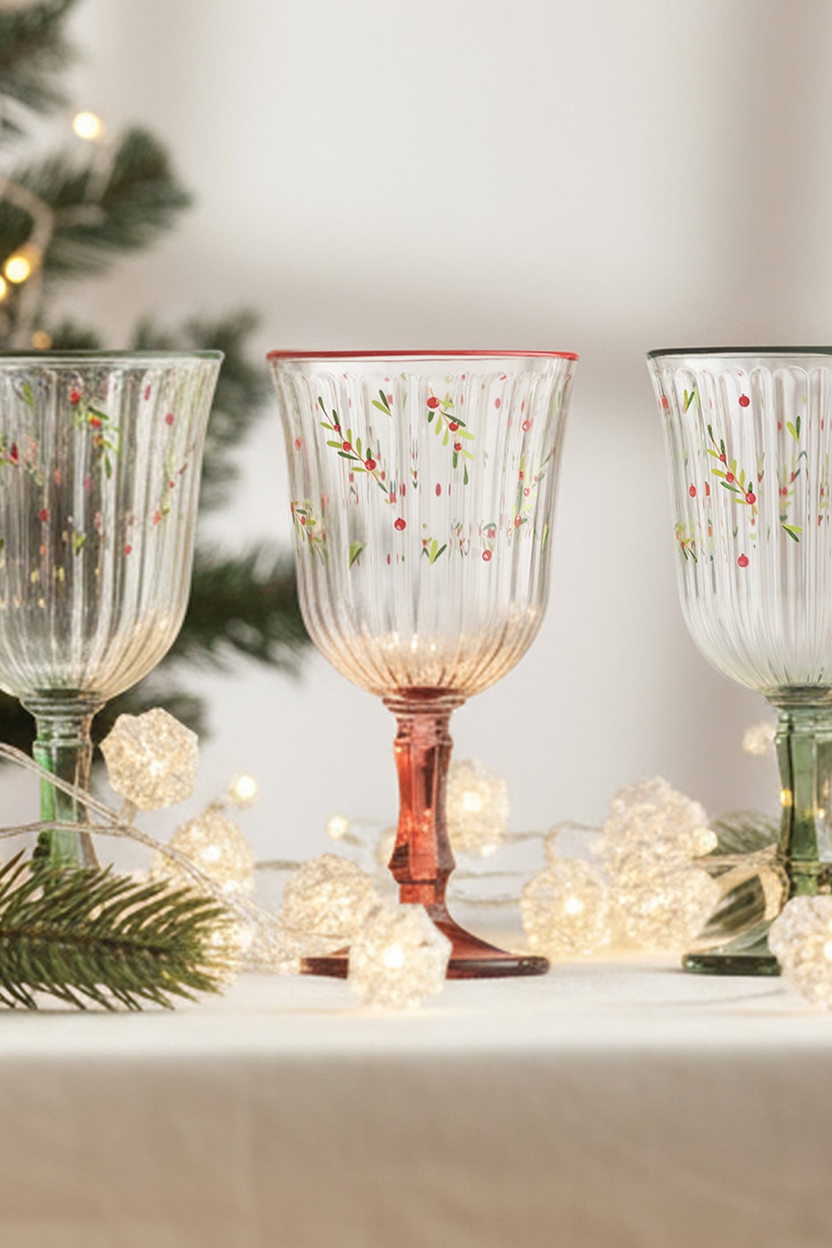 Clara 4'lü Su Kadeh Seti 240 cc