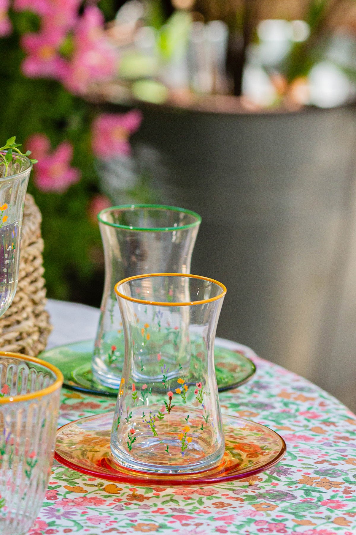Botanical 12 Parça 4 Kişilik Pasta Tabağı Seti 20 cm  / Çay Seti 170 cc