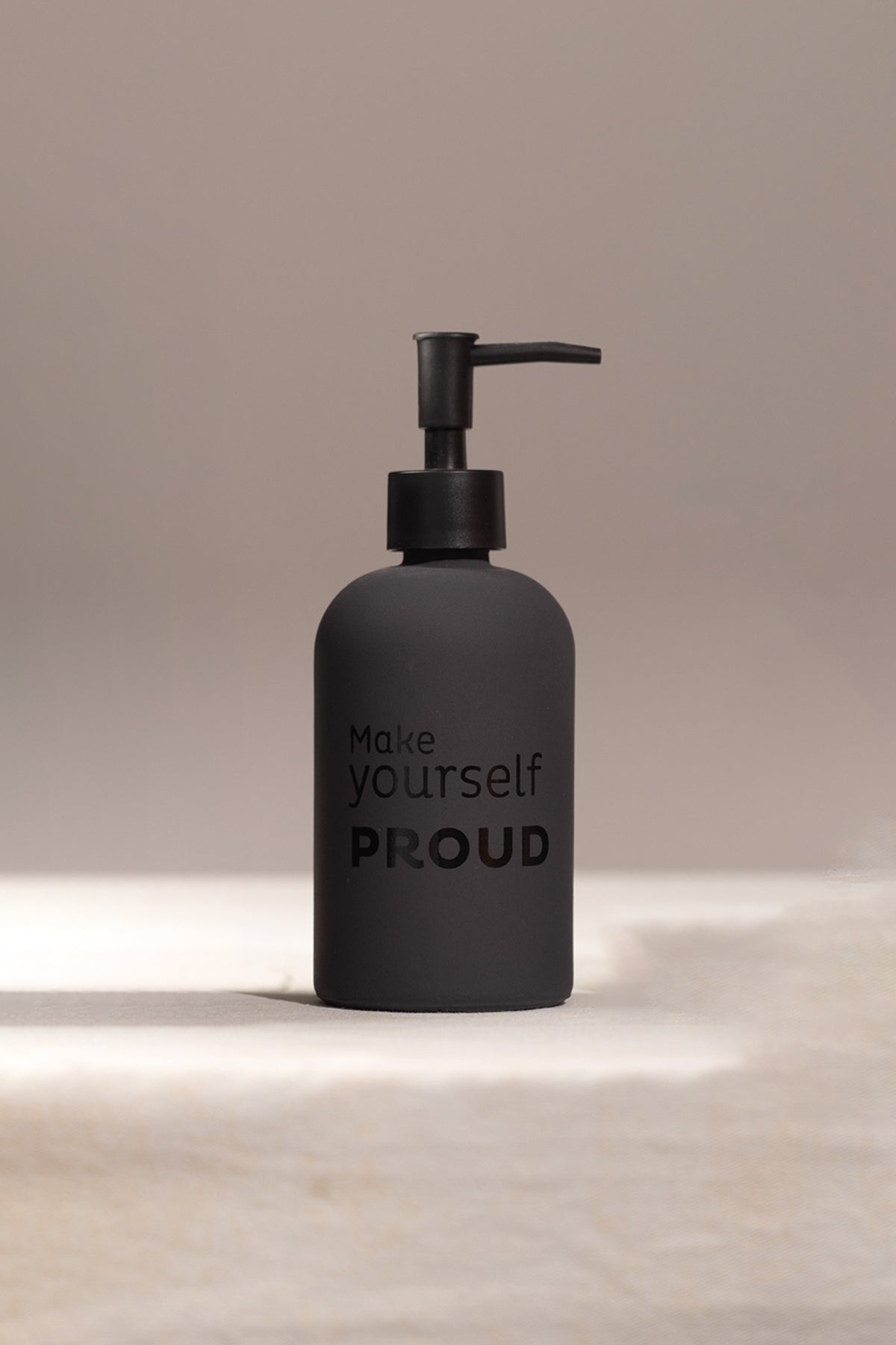 Serenity Sıvı Sabunluk ve Diş Fırçalık Seti Füme