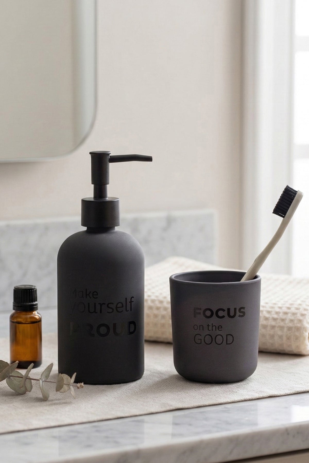 Serenity Sıvı Sabunluk ve Diş Fırçalık Seti Füme