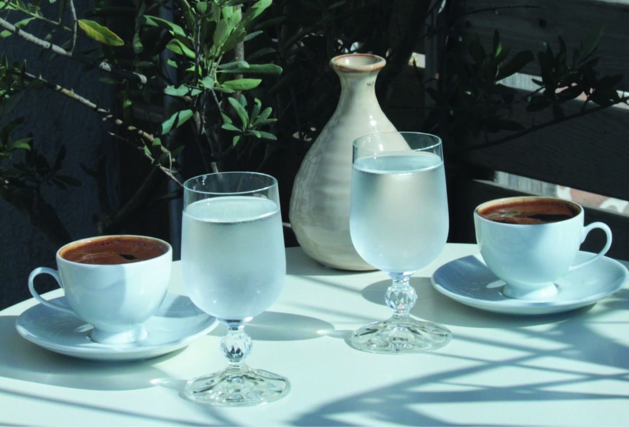 Kahve Yanı Çikolata Sunumu için Pratik Tarifler